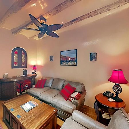 Antigua Inn (Adults Only) Санта Фе Екстериор снимка
